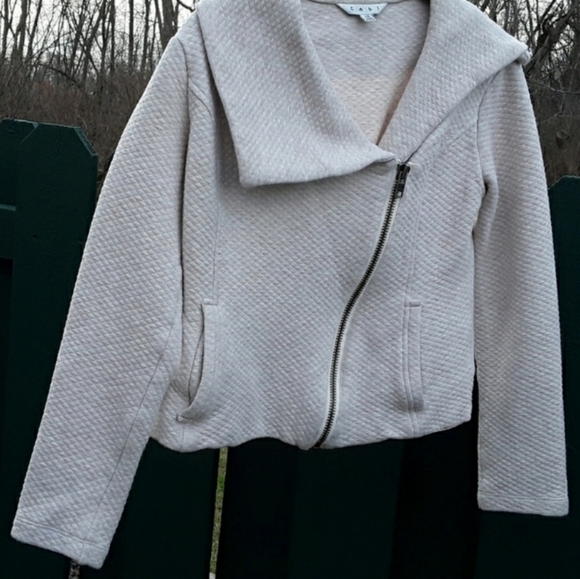 Cabi Ryder Asymmetrical Zip Quilted Moto Jacket - Picture 6 of 13